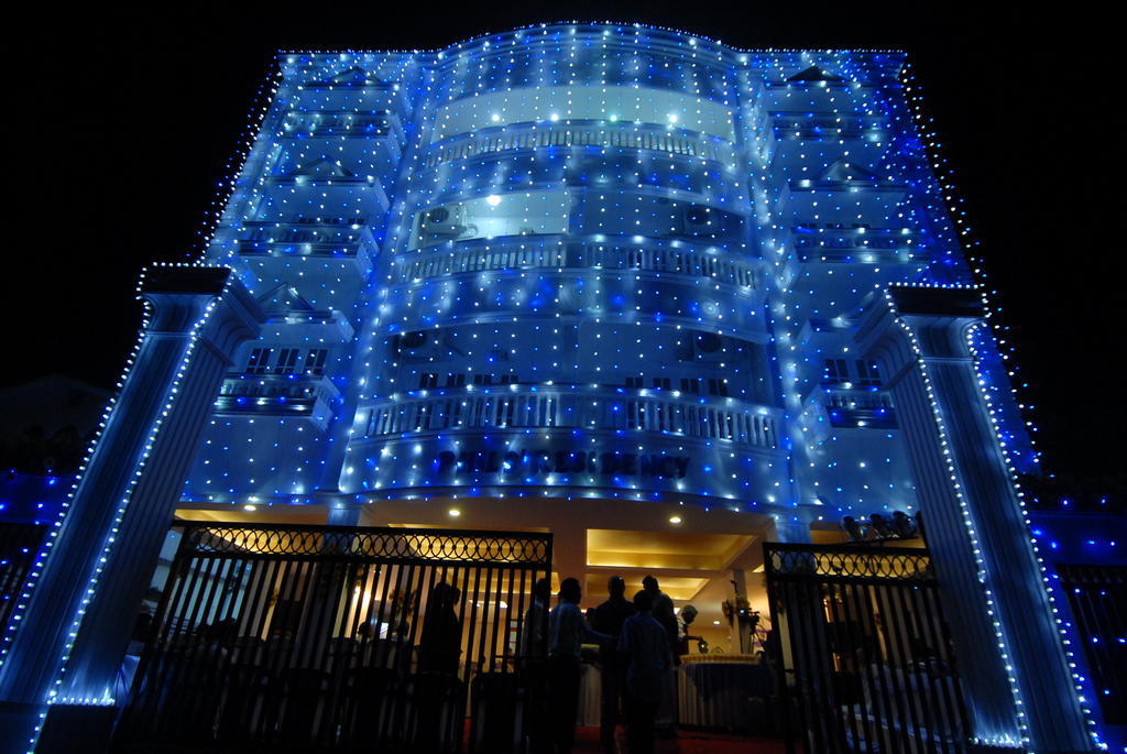 Phils' Residency & Banquets Hotell Kochi Eksteriør bilde