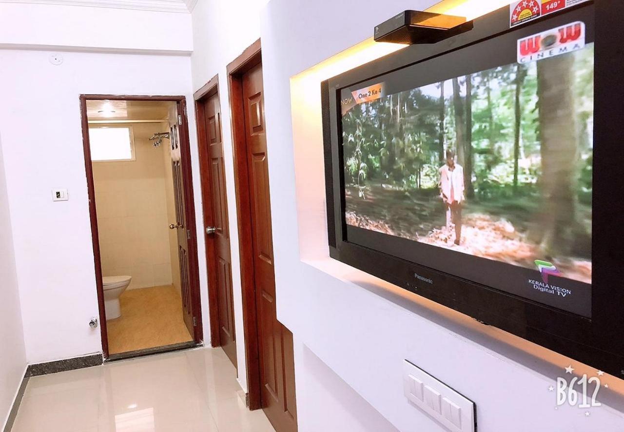 Phils' Residency & Banquets Hotell Kochi Eksteriør bilde