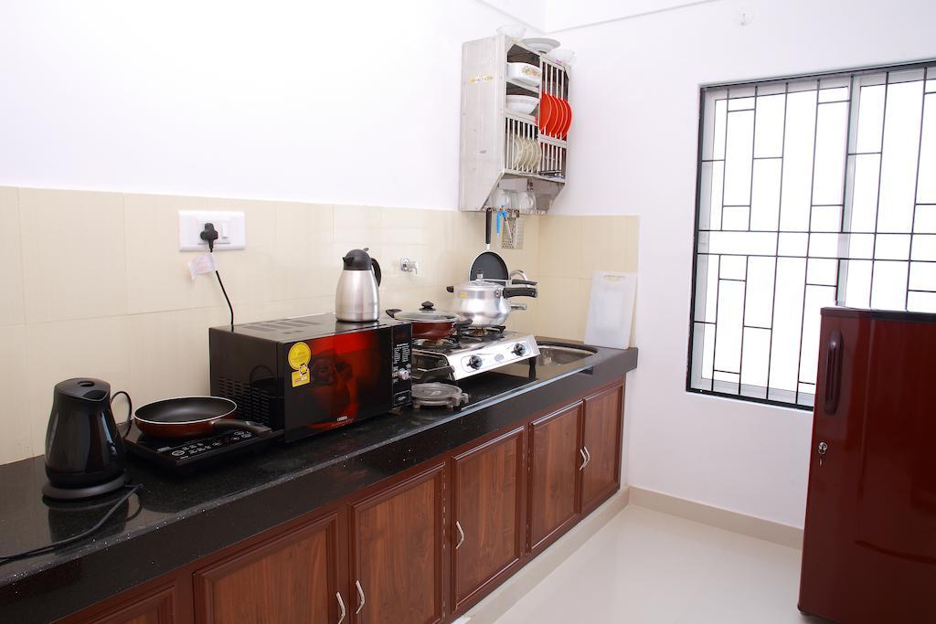 Phils' Residency & Banquets Hotell Kochi Eksteriør bilde